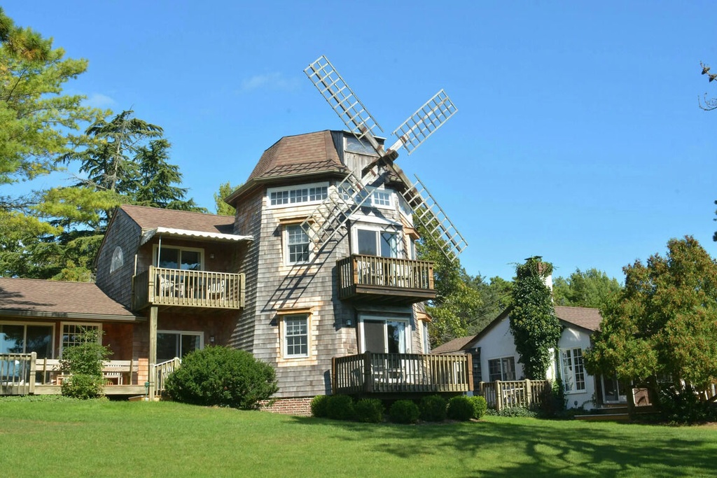 Encantadora finca renovada en Incourt